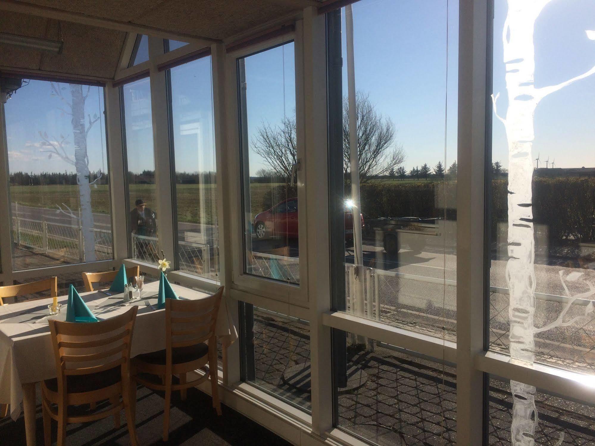 Hotel Bork Kro Hemmet Exterior photo
